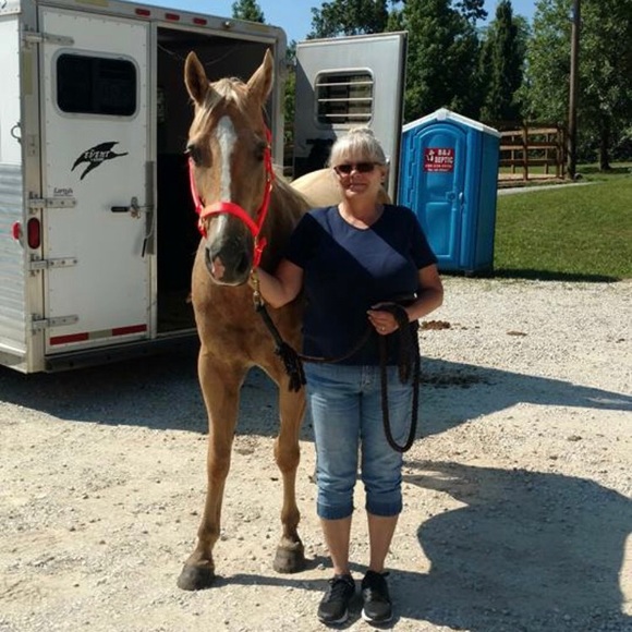 Meet your Posher, Lisa - Picture 5 of 8